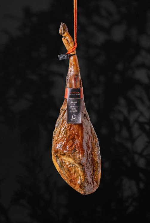 Jamón Entero de Bellota 100 % Ibérico · Curación de 36 Meses